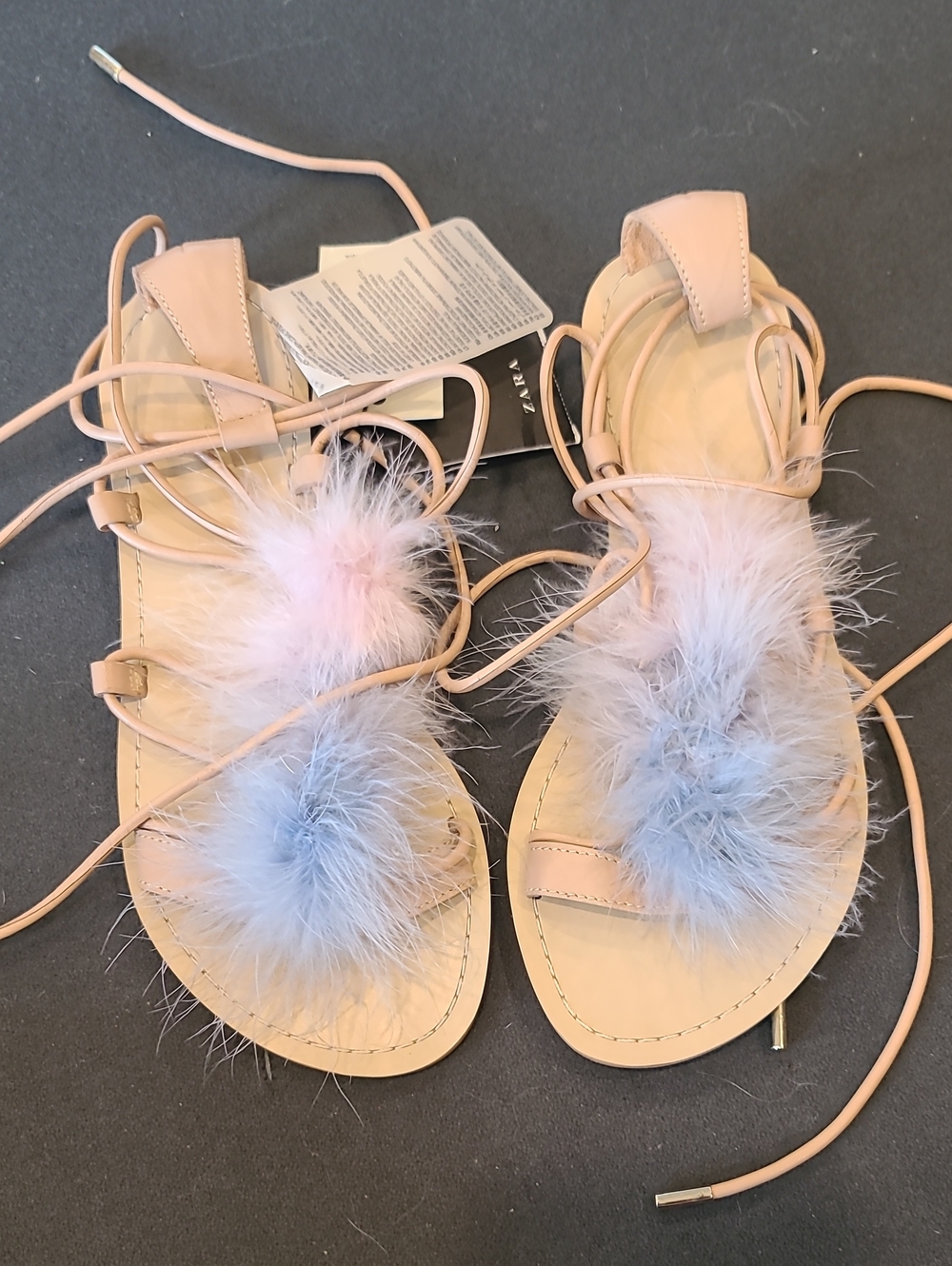 Zara Faux Fur Feather Lace Up Gladiator Flat Sandals NWT Sz 39/8 - Picture 2 of 6